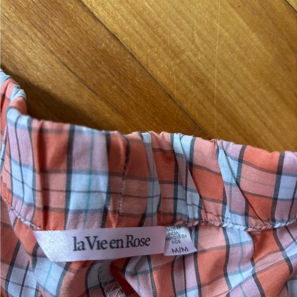 Victoria secret short shorts - Picture 2 of 2